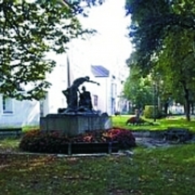 © MKÖ Monument in Pollheimerpark