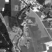Übersicht 1:5.000 mit GPS-Daten; 1: Denkmal