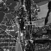 © DORIS Overview 1:5,000 with GPS data; 1: Former camp site 2: Monument