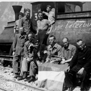© AMKÖ Ebensee concentration camp: liberated Luxembourgers, May 1945