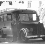 © Dokumentationsstelle Hartheim Hartheim Castle: Bus with driver, possibly 1940 - Photo: Niedernhart Process
