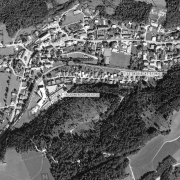 © Land NÖ Overview 1:5.000 with GPS data; 1=existing storage area, 2=cemetery with memorial