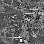 © Land NÖ Überblick 1:5.000 mit GPS-Daten, 1=ehem. Lagergelände 2=Memorial 3=Denkmal(SchülerInnenprojekt) im Kreisverkehr